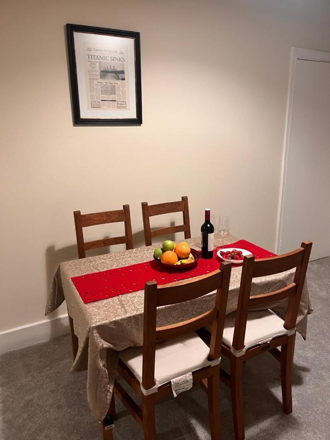 Luxury Cosy Retreat Apt لندن المظهر الخارجي الصورة